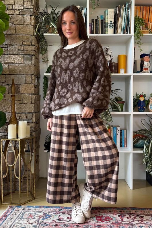 Big Softie Leopard Roo Knit Chocolate & Earth